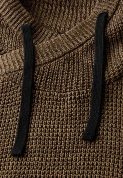 Two Tone Funnelneck Pullover
