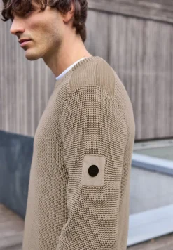 Two Tone Pullover