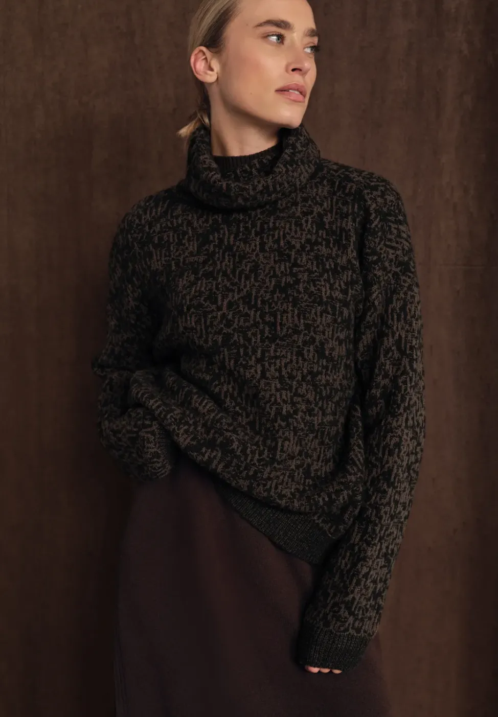Two Tone Pullover