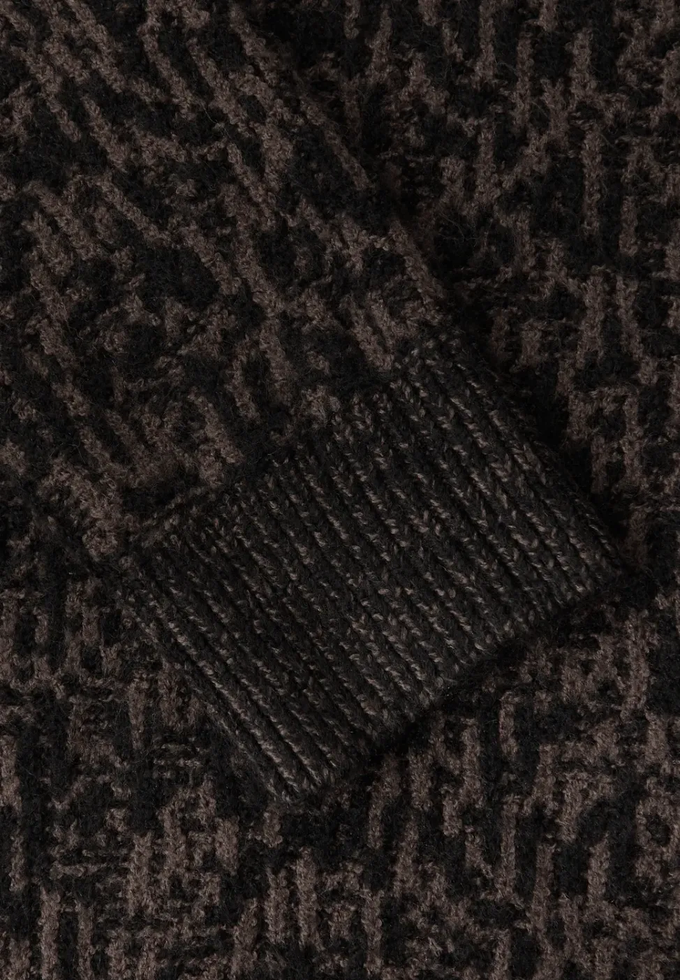 Two Tone Pullover