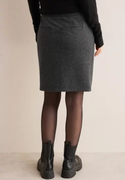 Two-Tone Jogg Skirt