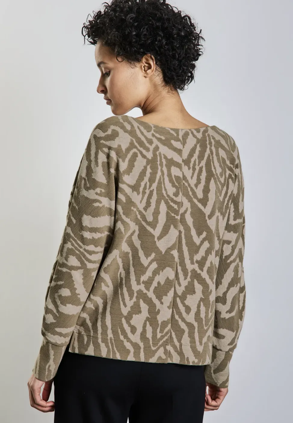Two-Tone Jaquard Shirt
