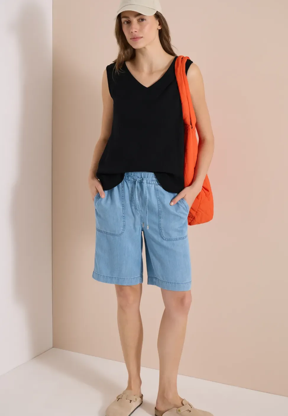 V-Neck Blusentop in Musselin-Qualität