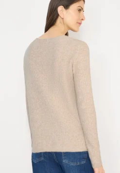 V-Neck Pullover