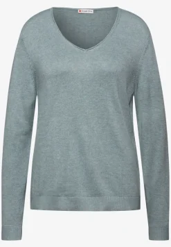 V-Neck Pullover