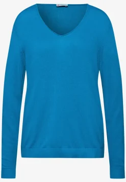 V-Neck Pullover