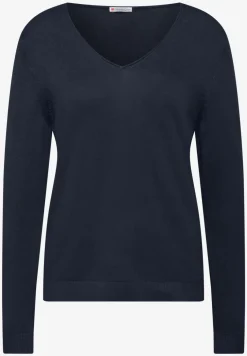 V-Neck Pullover