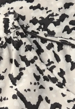 V-Neck Bluse mit Tape