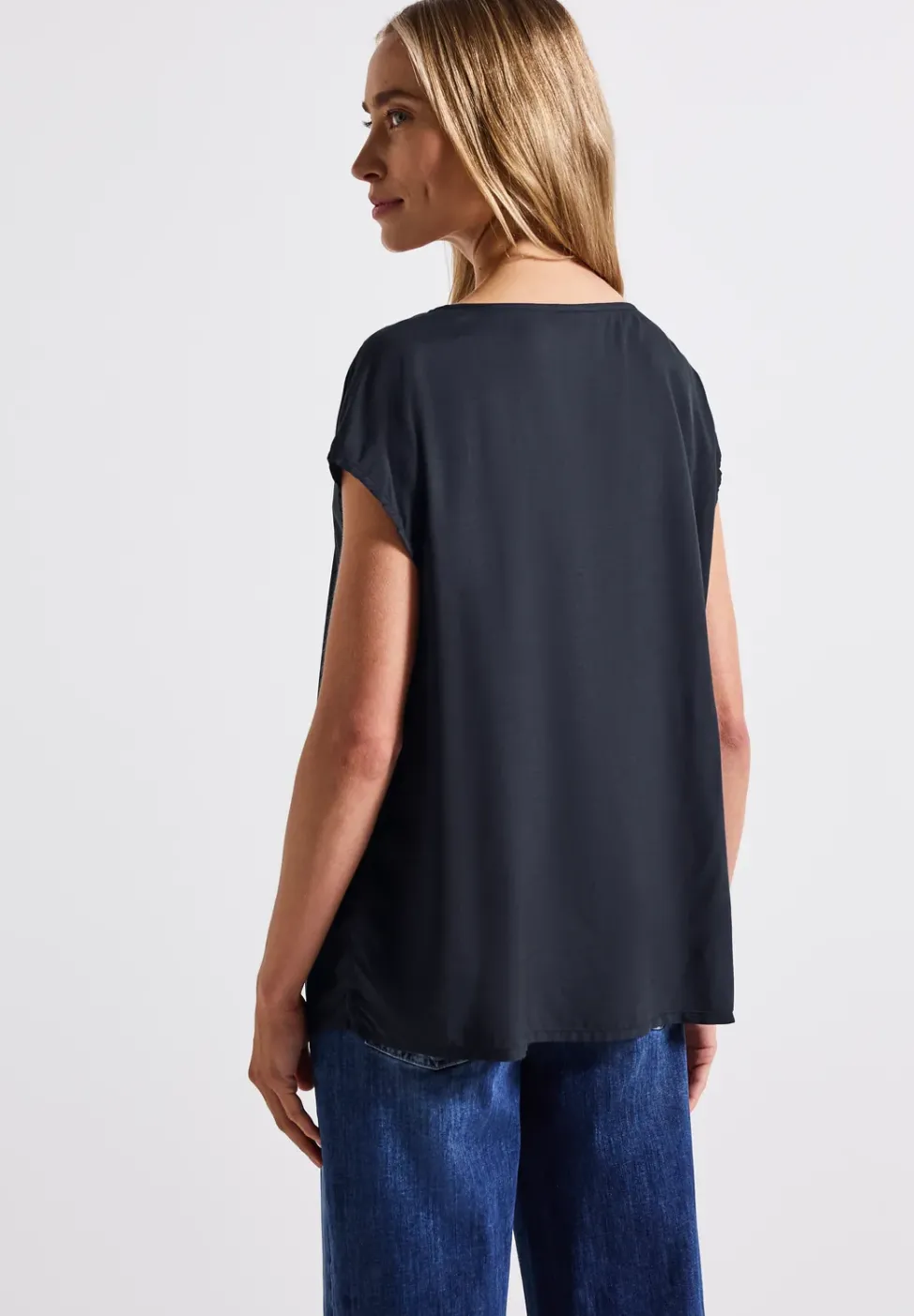 V-Neck Blusenshirt