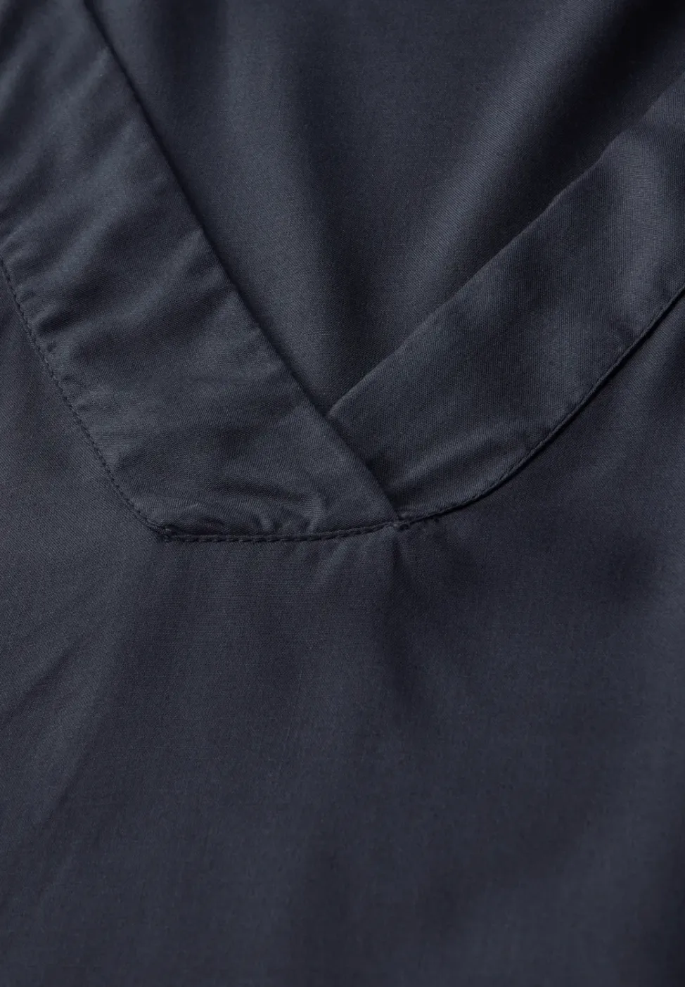 V-Neck Blusenshirt