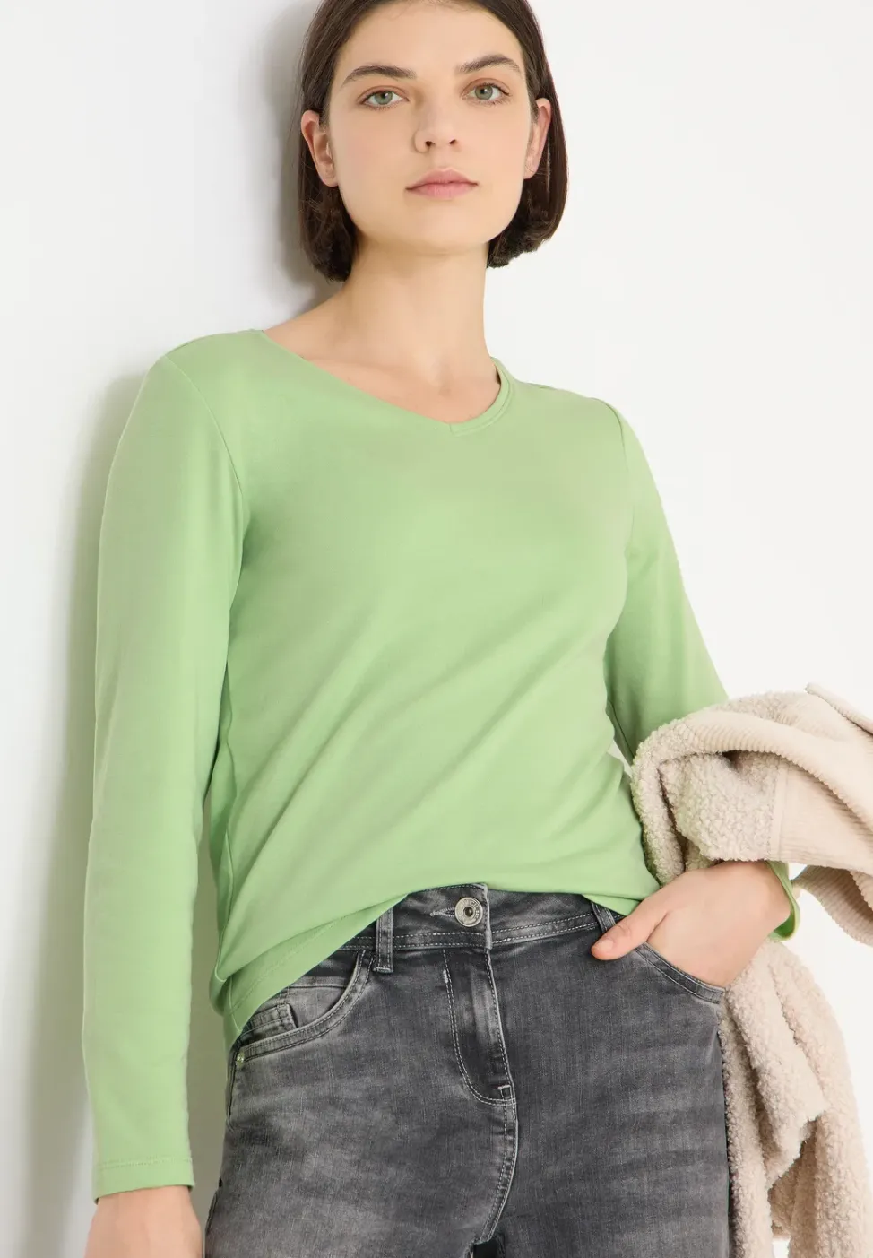 V-Neck Langarmshirt