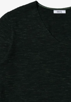 V-Neck Pullover