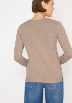 V-Neck Pullover