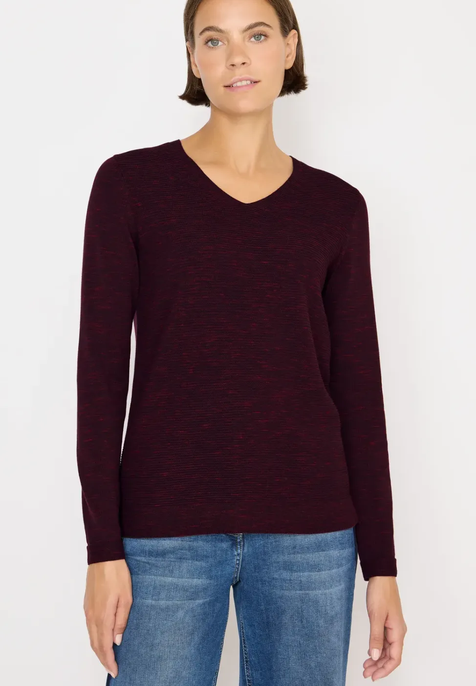 V-Neck Pullover