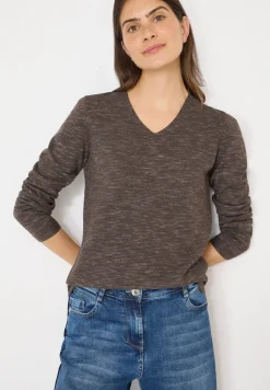 V-Neck Pullover