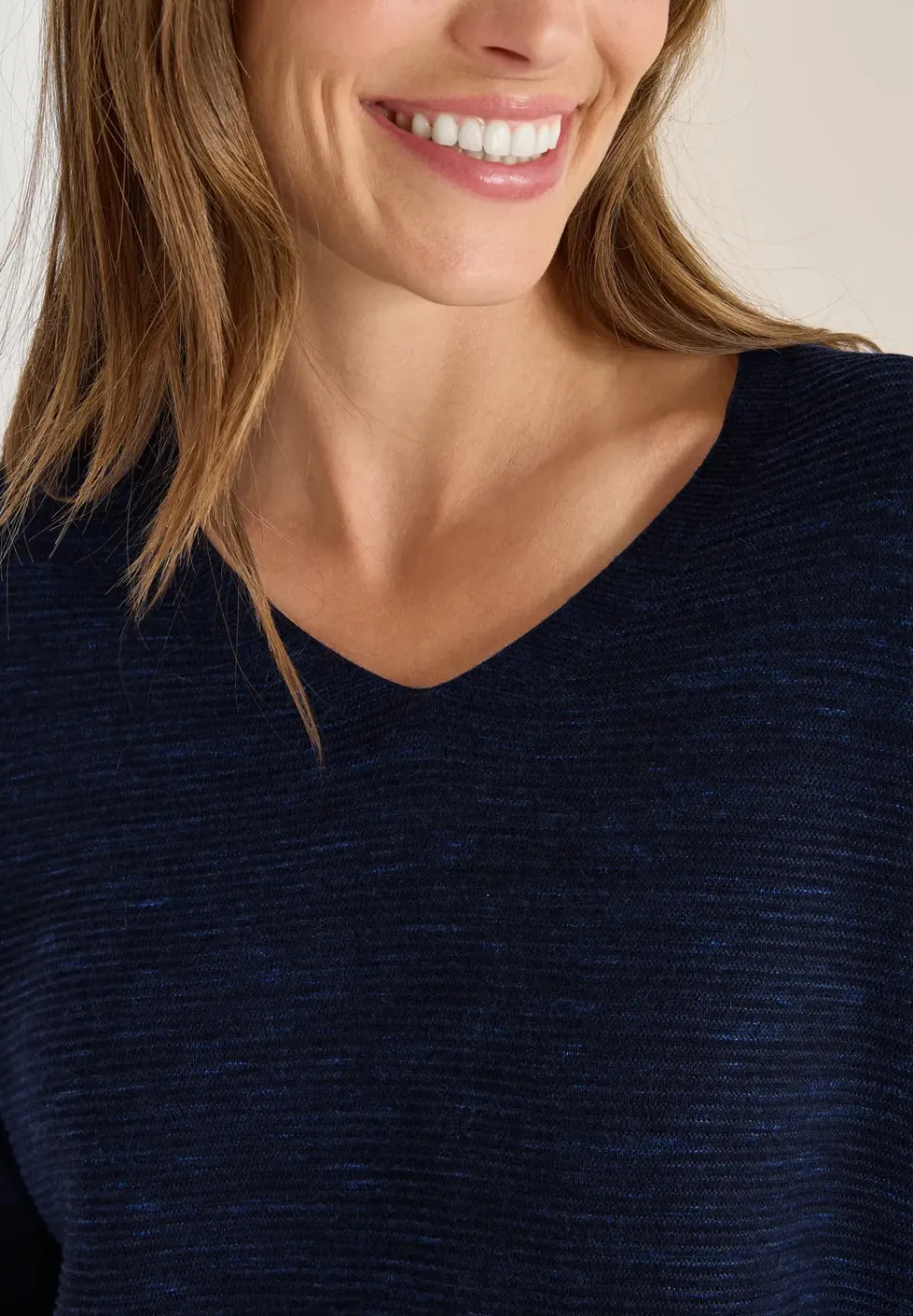 V-Neck Pullover