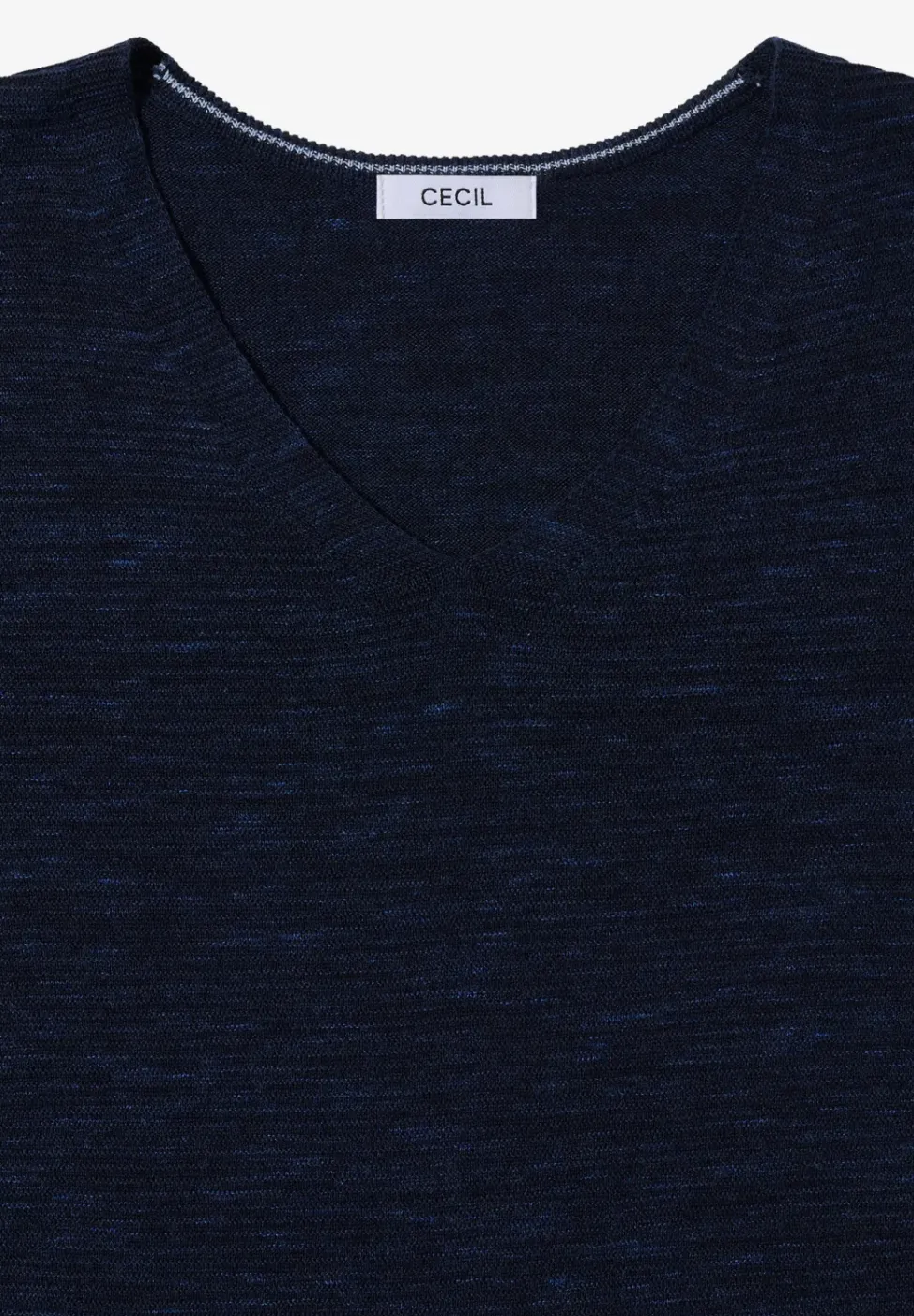 V-Neck Pullover