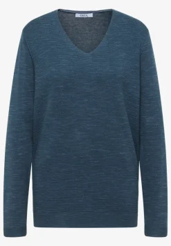 V-Neck Pullover