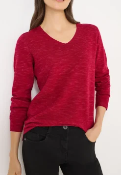 V-Neck Pullover