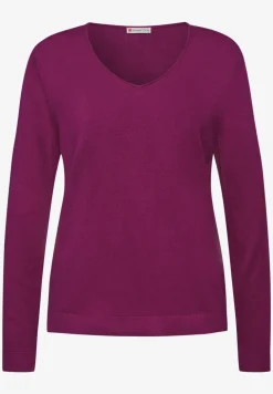 V-Neck Pullover