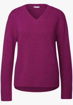 V-Neck Pullover