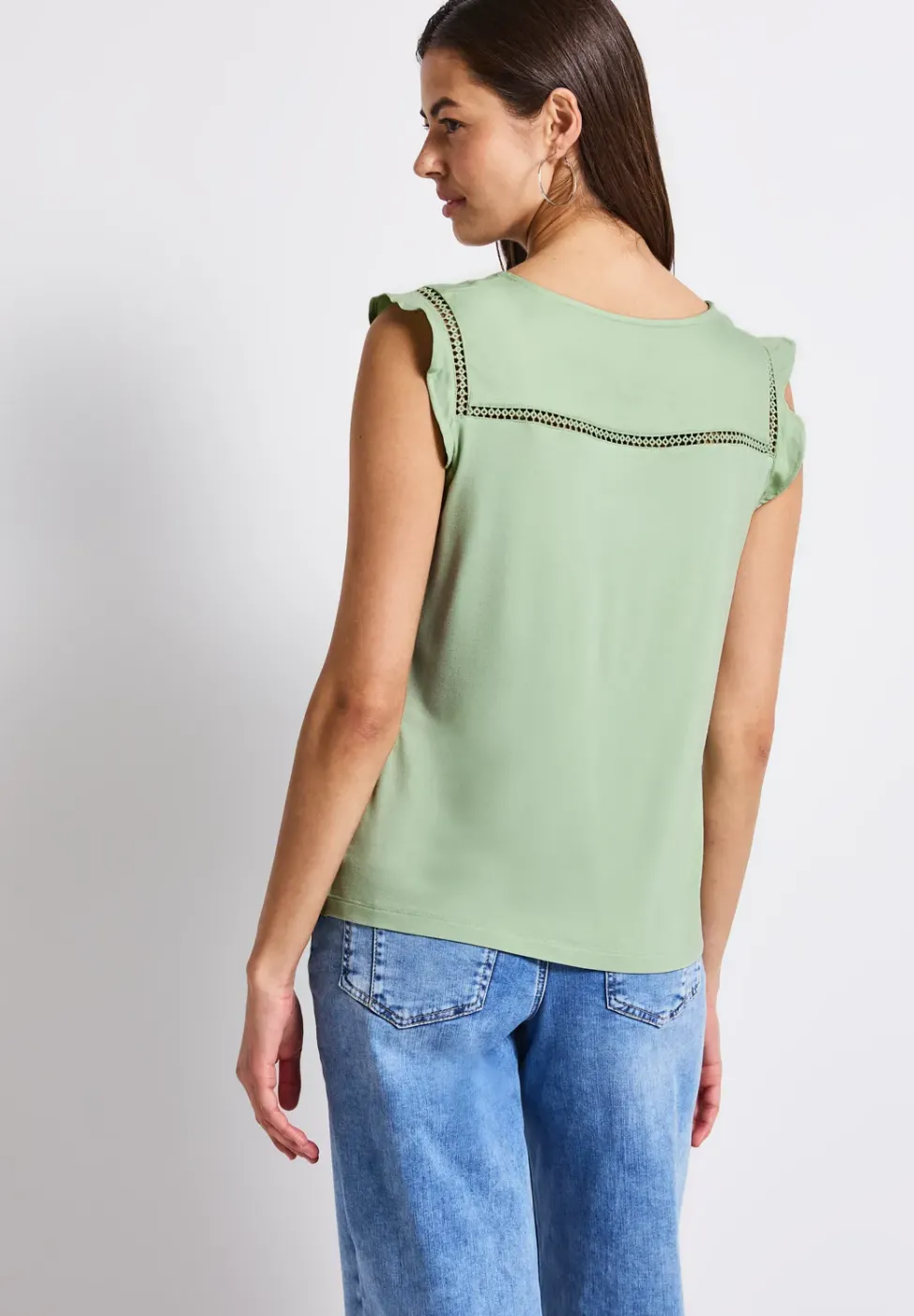 V-Neck Top mit Häkeldetails