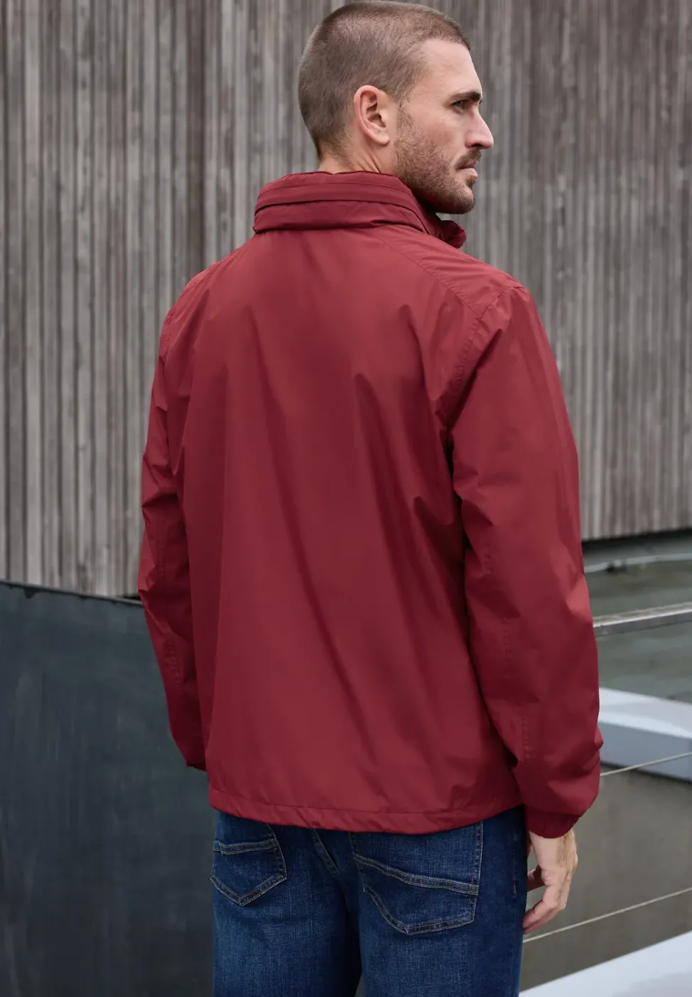 Wasserabweisende Jacke