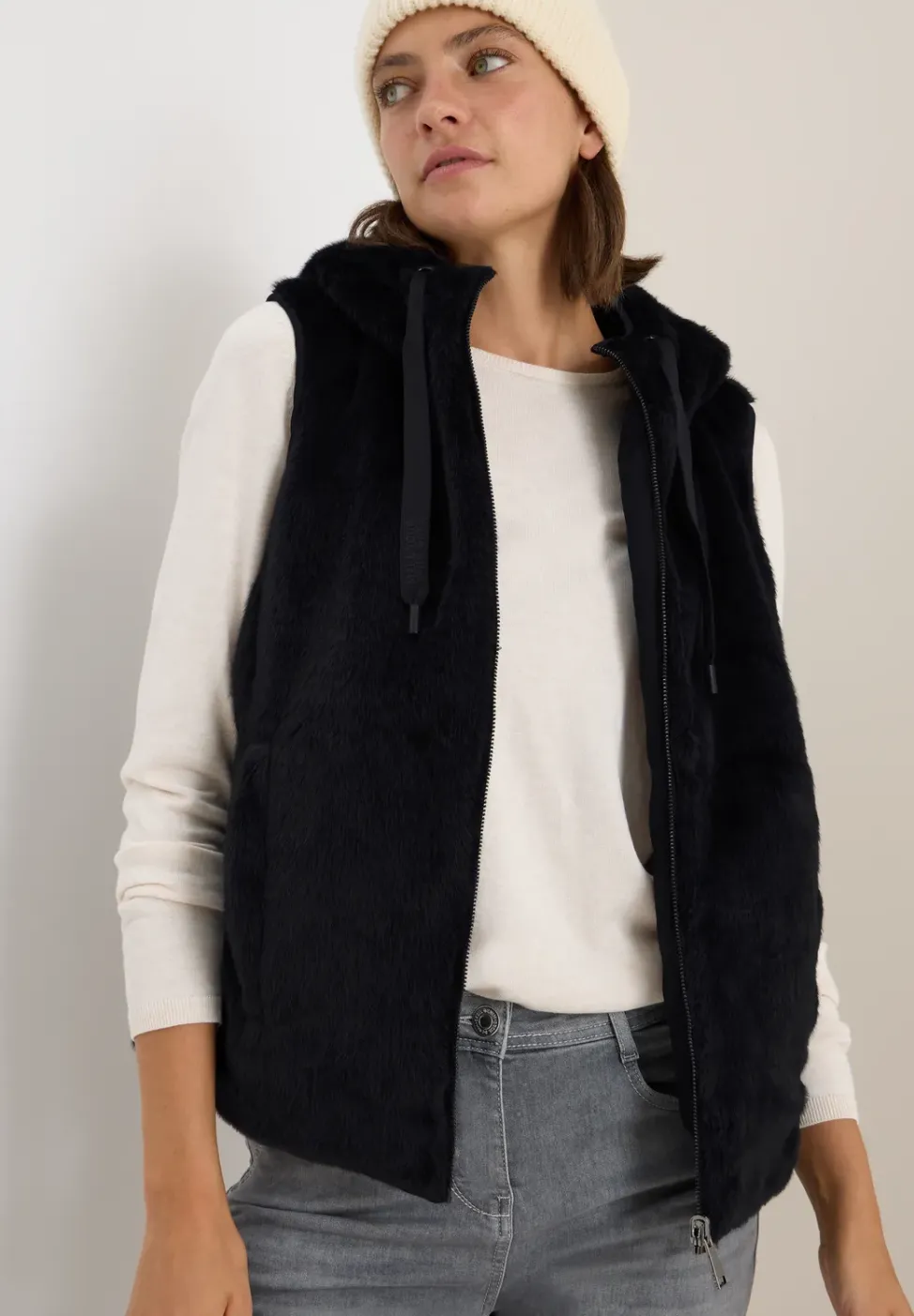 Wendbare Fake Fur Weste