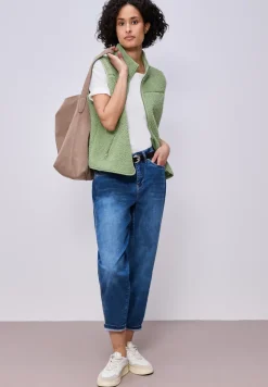 Weste aus Teddy-Material mit Zipper