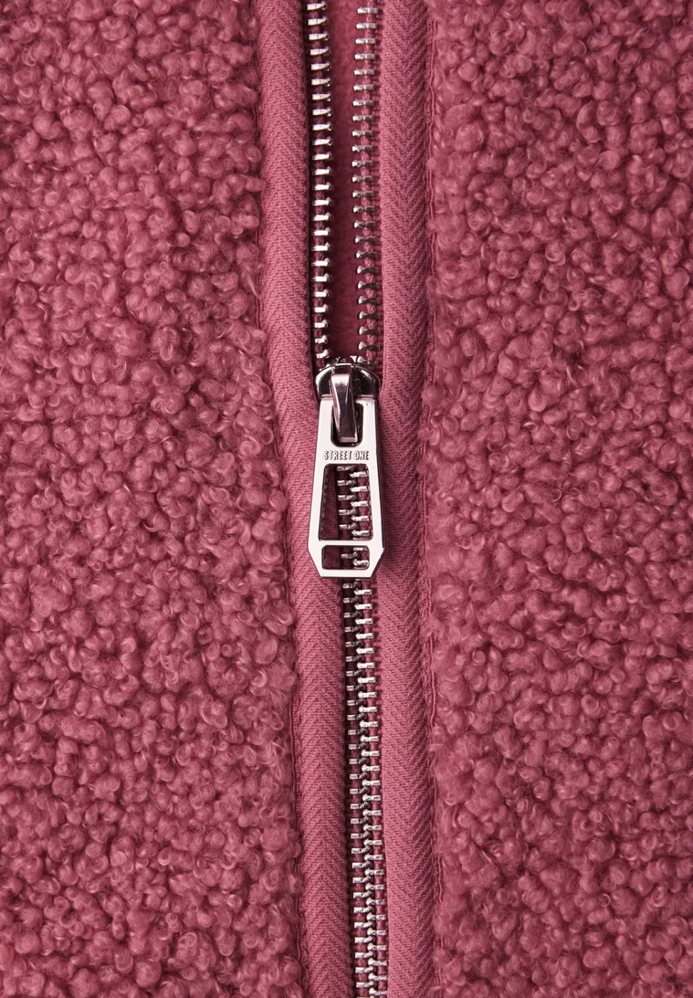 Weste aus Teddy-Material mit Zipper