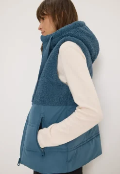 Weste mit Strukturmix