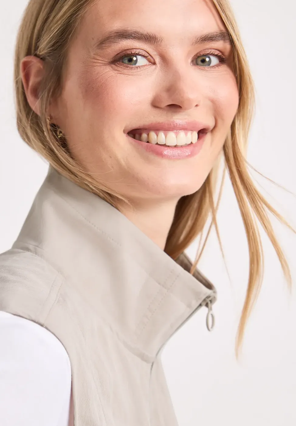 Weste mit Zipper und Tunnelzug