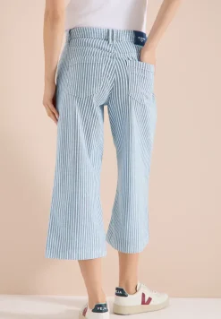 Wide Flared Leg Jeans mit Streifen