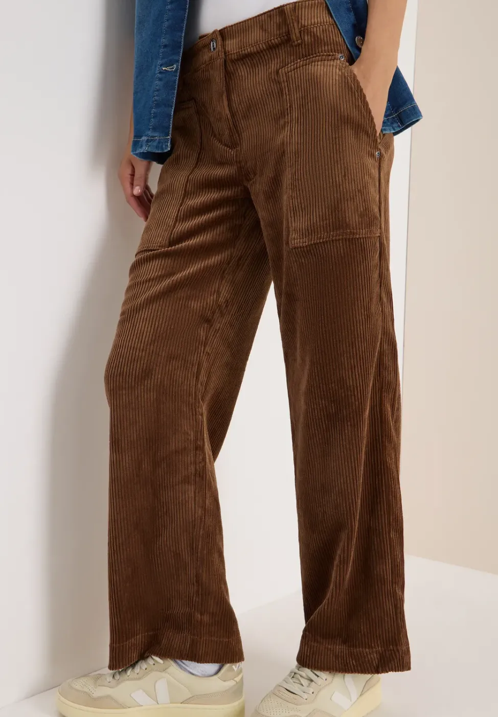 Wide Leg Cordhose