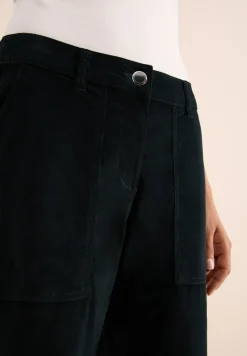 Wide Leg Cordhose