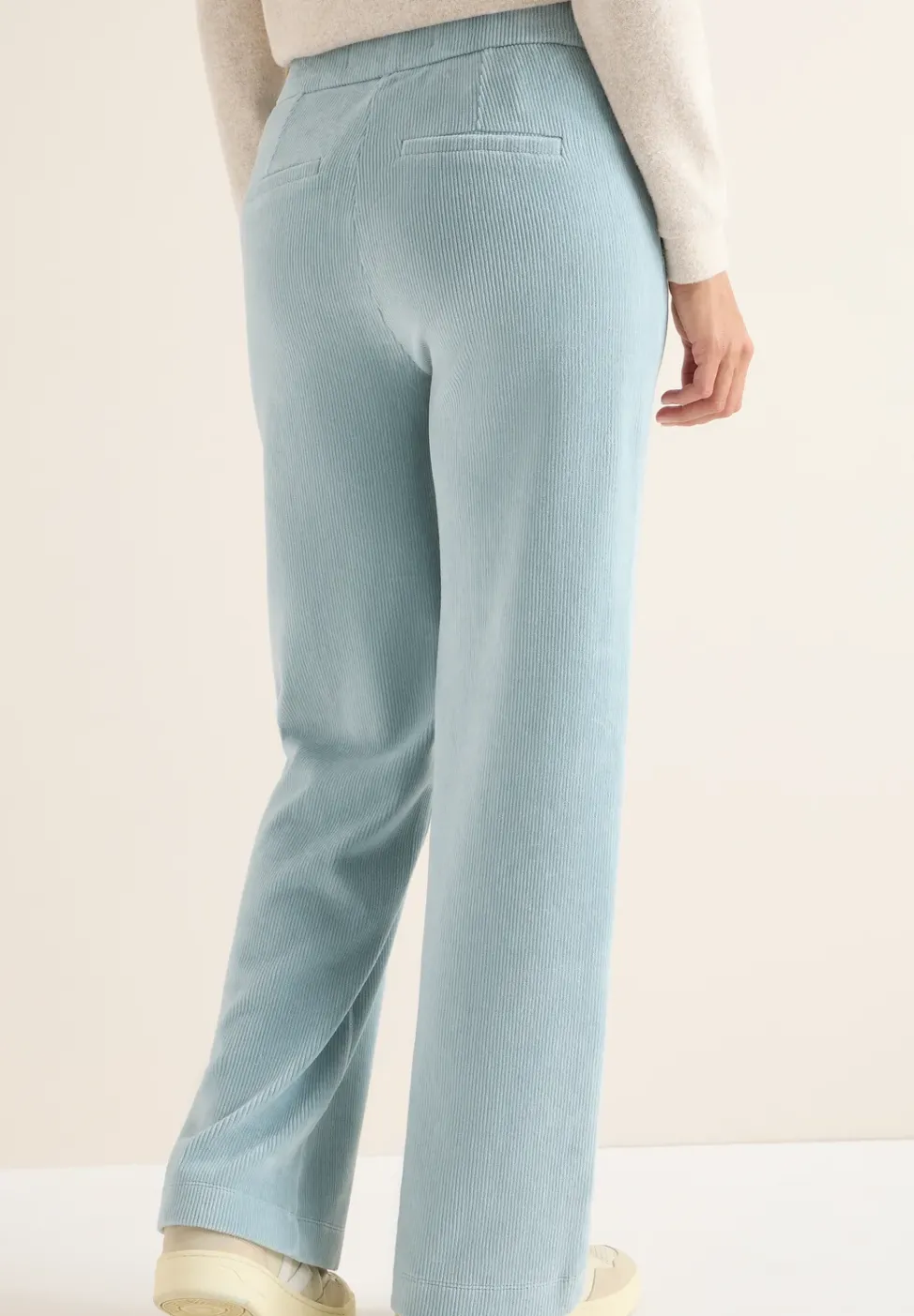 Wide Leg Cordhose
