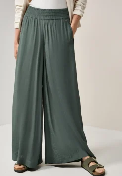 Wide Leg Crepe Hose