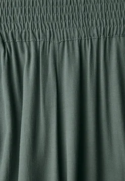 Wide Leg Crepe Hose