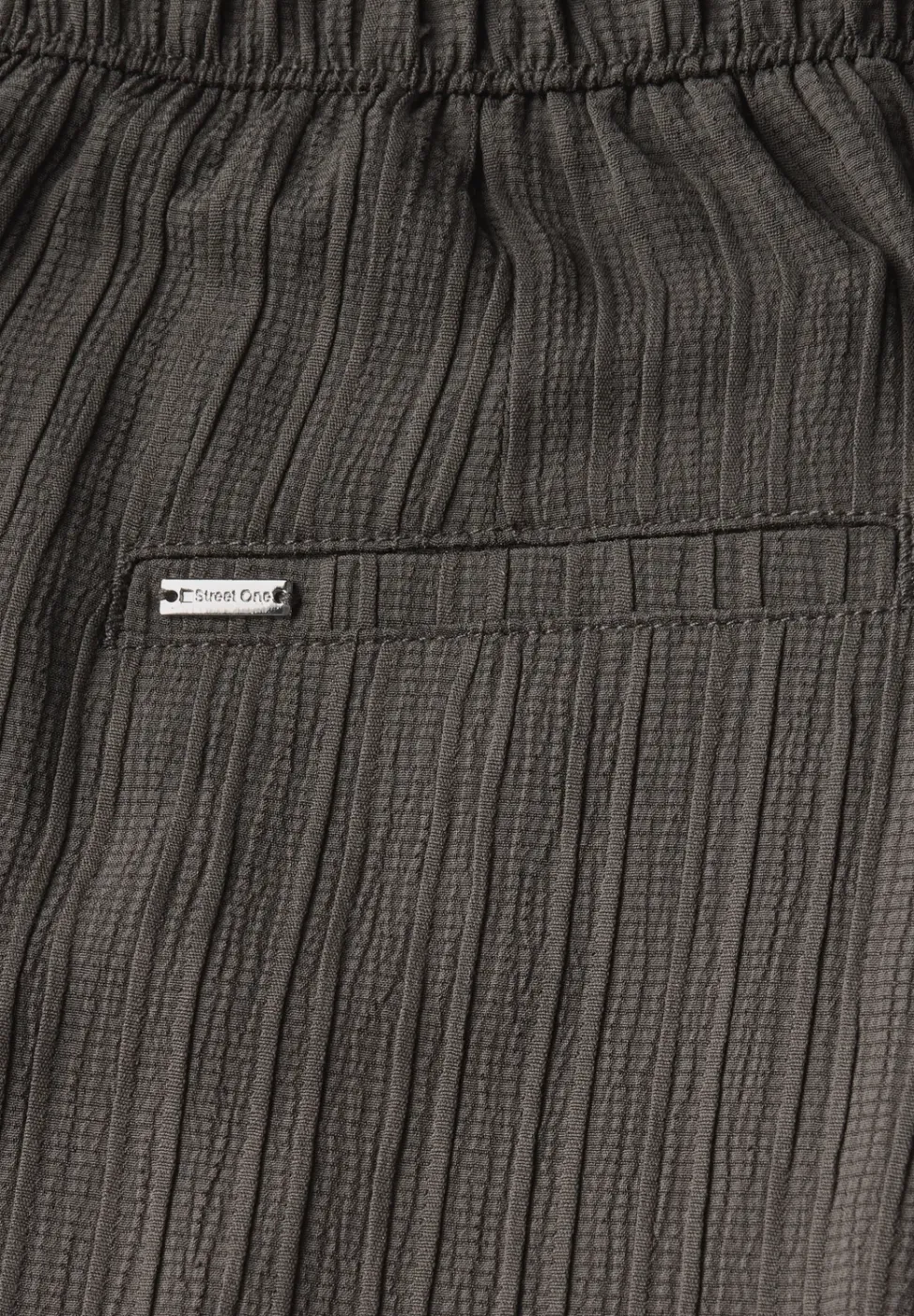 Wide Leg Crinkle Hose