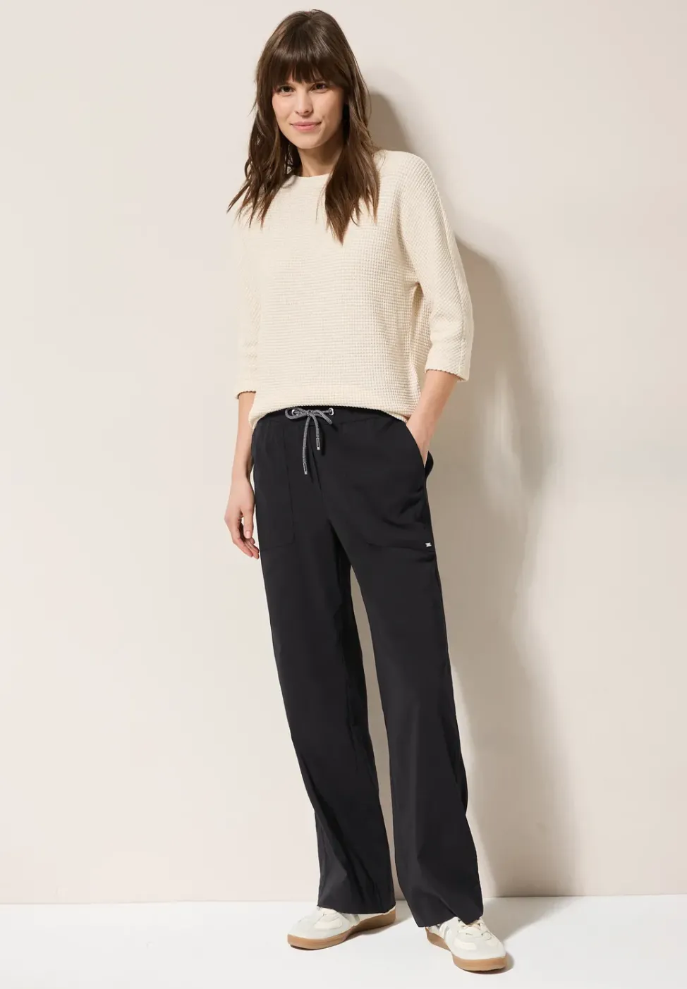 Wide Leg Hose