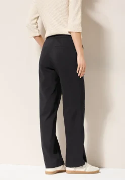 Wide Leg Hose