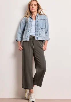 Wide Leg Hose