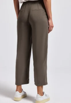 Wide Leg Hose