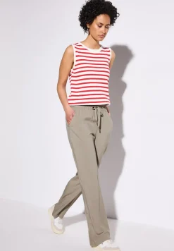 Wide Leg Hose