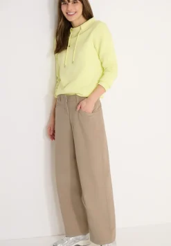 Wide Leg Hose