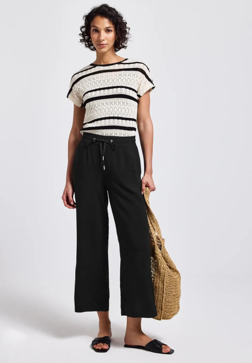 Wide Leg Hose