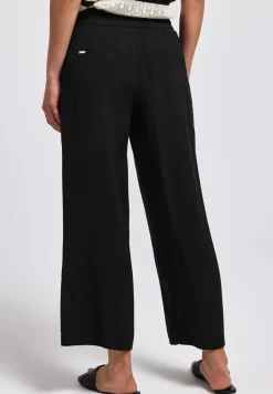 Wide Leg Hose