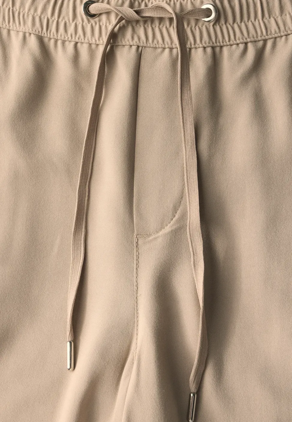 Wide Leg Hose
