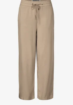 Wide Leg Hose