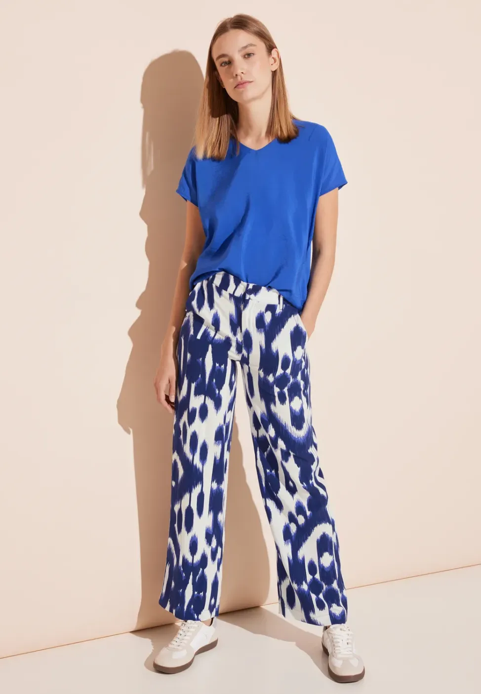 Wide Leg Hose